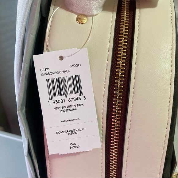 🔥Coach Jordyn Backpack In Signature Canvas With Varsity Motif - Picture 10 of 11